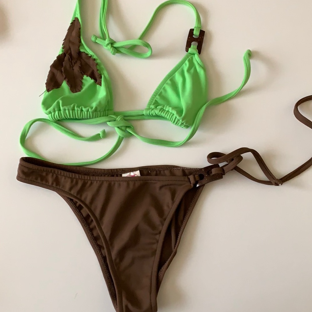 Halter bikini top, 2 pieces, Size S